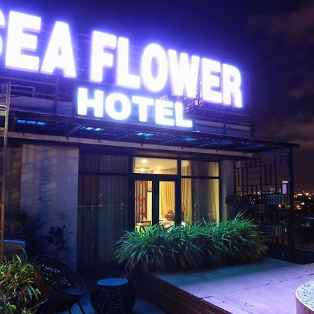 Sea Flower Hotel Da Nang Bagian luar foto