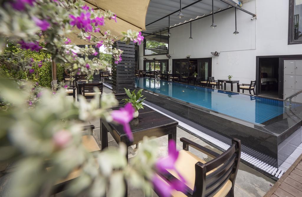 Sea Flower Hotel Da Nang Bagian luar foto