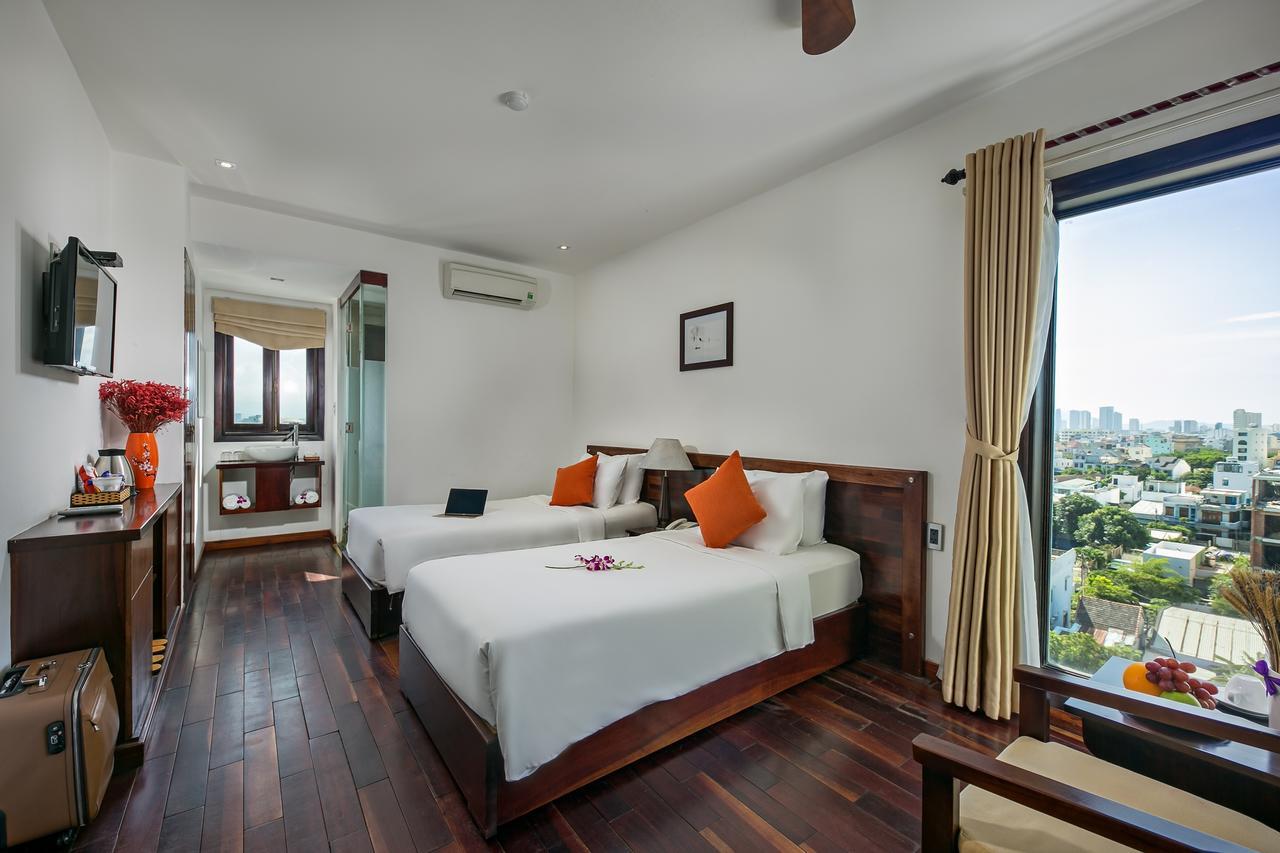 Sea Flower Hotel Da Nang Bagian luar foto