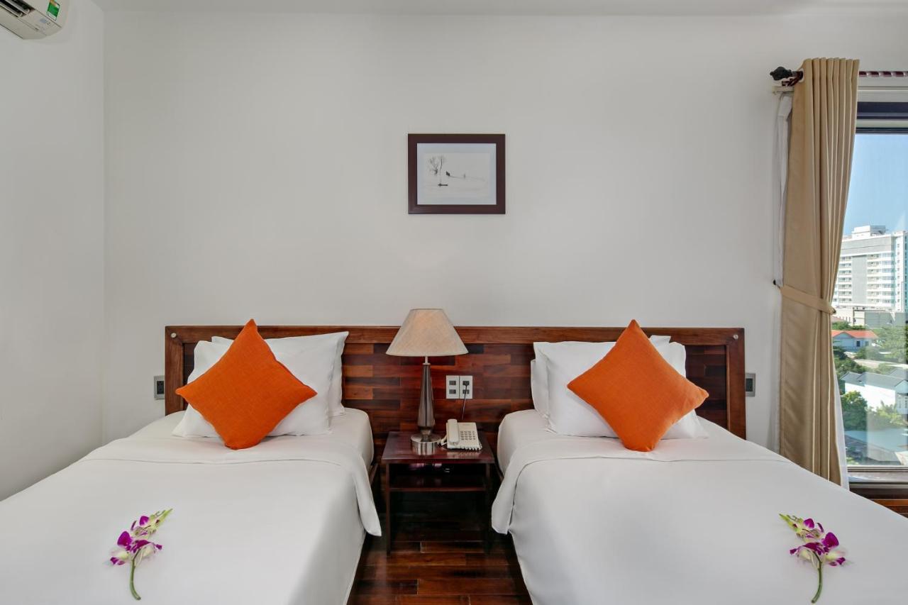 Sea Flower Hotel Da Nang Bagian luar foto