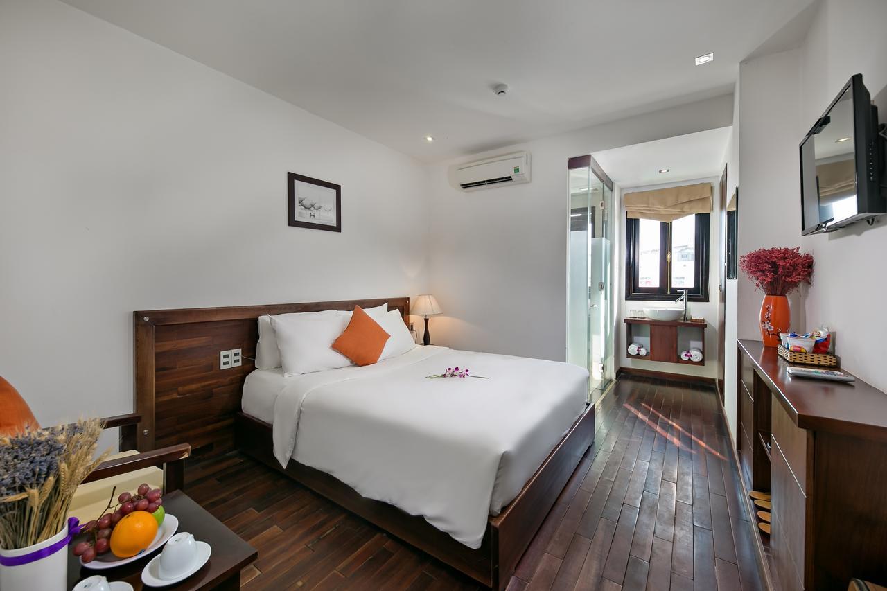Sea Flower Hotel Da Nang Bagian luar foto